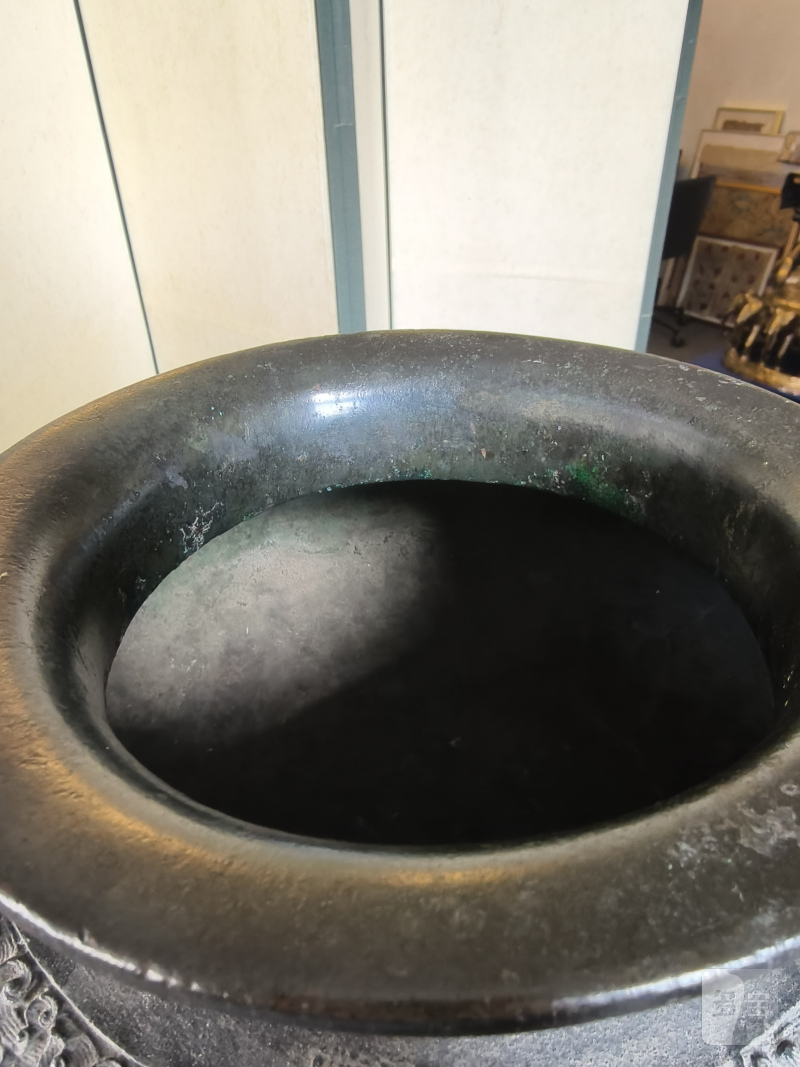 An archaic bronze vessel 'ling' - 图16